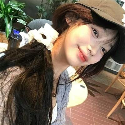 在山中见面